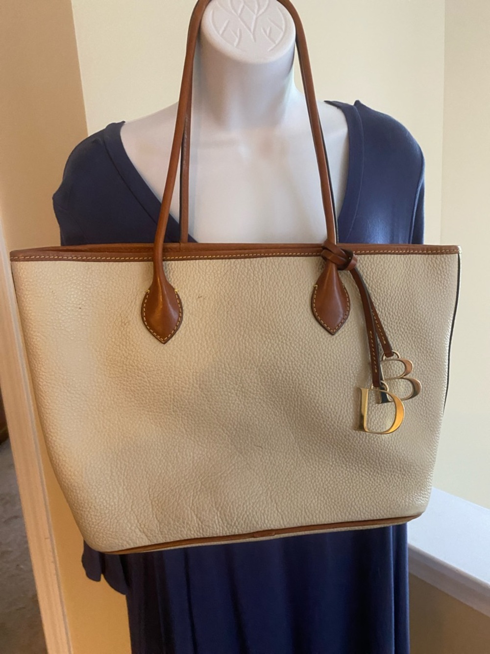On Sale! Cream Tote Bag with Brown Trim - Classic Two-Tone Women's Handbag - Picture 3 of 7